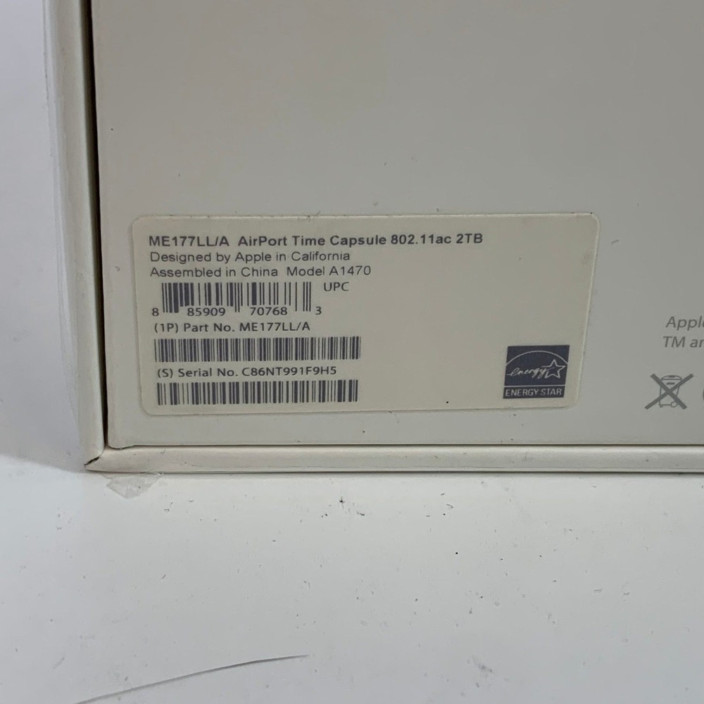 Apple AirPort Time Capsule 2TB Wireless Backup Router ME177LLA - Picture 9 of 12